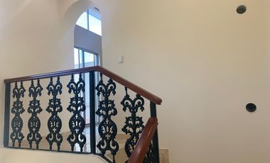 Exclusiva Casa con Ubicación Privilegiada cerca de la Minerva!