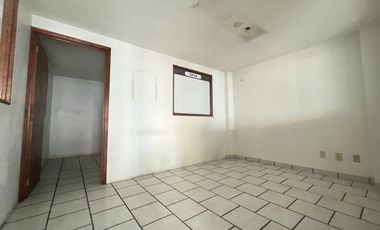 LOCAL/ OFICINA EN RENTA SOBRE 5 DE MAYO, A UN COSTADO DE CHEVY SAN CARLOS,TOLUCA