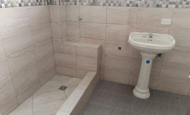 Amplia Villa Sur de Guayaquil VENDO de oportunidad.  ciudadela cerrada