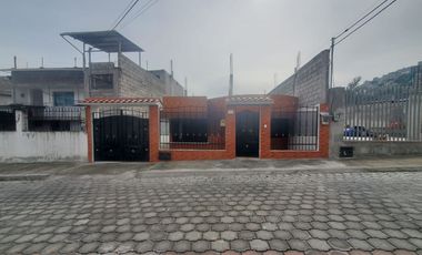 Casa en Venta al Norte de Quito Sector Cotocollao Bernardo de Legarda