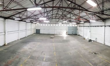 PR18541 Bodega en arriendo en el sector La Esmeralda