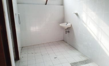 PR18541 Bodega en arriendo en el sector La Esmeralda