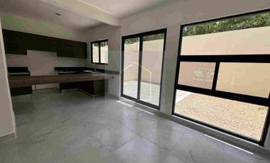 CASA DE TRES RECAMARAS EN CANCÚN ZONA SUR