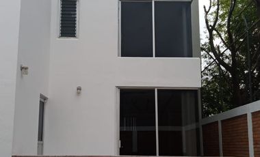CASA EN VENTA LOMAS DE SANTA MARIA