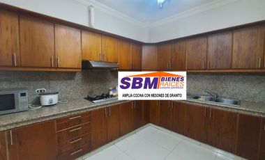 CASA DE VENTA EN LAS CRUCITAS, AV. ALEJANDRO CASTRO BENITEZ, PROVIDENCIA, MACHALA