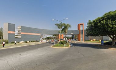 CASA EN VENTA, ZAPOPAN,FRACCIONAMIENTO CAMPO REAL