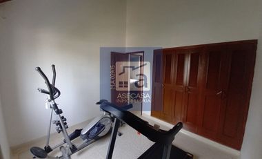 SE VENDE CASA TIPO QUINTA EN CAÑAVERAL