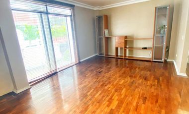 OPORTUNIDAD VENTA DE MUY AMPLIO DEPARTAMENTO EN URDESA CENTRAL