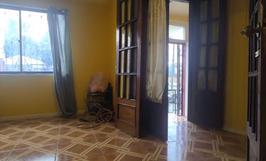 casa de 2 pisos en Augusto Goecke