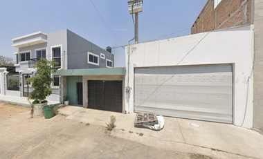 VENDO CASA EN JUANACATLAN JALISCO GENERAL ALVARO CORTES POR REMATE BANCARIO