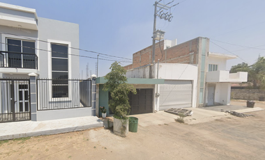 VENDO CASA EN JUANACATLAN JALISCO GENERAL ALVARO CORTES POR REMATE BANCARIO