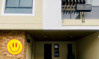 For Rent Three Bedroom @ Woodsville Residences Paranaque
