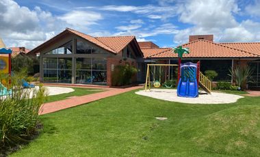 CASA EN VENTA CAJICA
