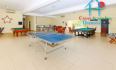 Casa con roof garden y jacuzzi