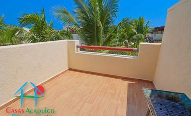 Casa con roof garden y jacuzzi