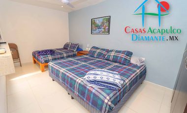 Casa con roof garden y jacuzzi