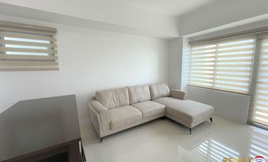Fully furnished 1 bedroom for rent in Bristol Alabang with Parking