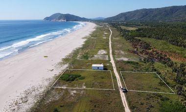Terreno en Playa Cerro Hermoso cerca de Puerto Escondido