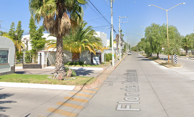 Venta De Bonita Casa