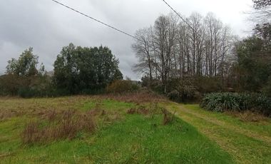 Parcela 2 hectáreas, con 3 cabañas  Ruta 5, Los Lagos $180.000.000