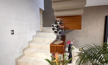 CASA EN RENTA AMUEBLADA EN VILLA HERMES