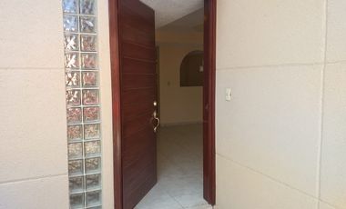 CASA EN VENTA EN VILLAS DE LA JOYA, ECATEPEC, ESTADO DE MÉXICO.