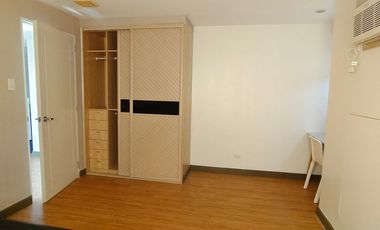 Fully Furnished 1 Bedroom Condo Unit with Parking For Rent at The Grove by Rockwell in Pasig City