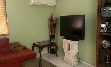 LOCAL/CASA EN RENTA SOBRE AVENIDA UNIVERSIDAD COLONIA PERIFERICO NORTE SAN NICOLAS DE LOS GARZA NL