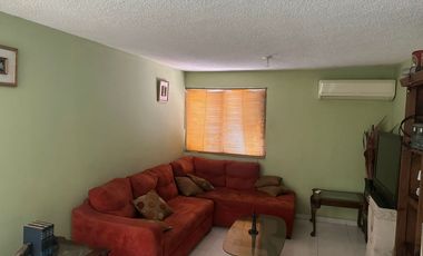 LOCAL/CASA EN RENTA SOBRE AVENIDA UNIVERSIDAD COLONIA PERIFERICO NORTE SAN NICOLAS DE LOS GARZA NL