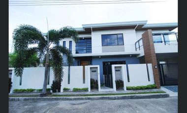 5 Bedroom House for Rent with Pool near Clark, Pampanga!