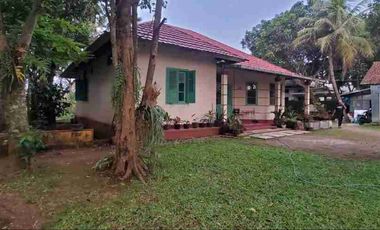 Dijual Rumah Model Kolonial Belanda Tidak Tembus Peluru Ada Warung Tanah Luas Kuningan Jawa Barat