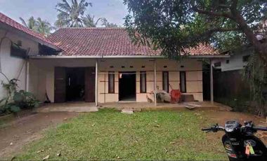 Dijual Rumah Model Kolonial Belanda Tidak Tembus Peluru Ada Warung Tanah Luas Kuningan Jawa Barat