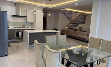 5BR House And Lot For Sale in Vista Real Classica Batasan Hills