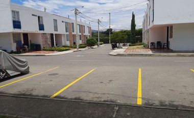 ARRIENDO CASA VILLA DEL ROSARIO SAN NICOLAS