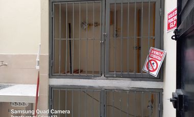 ALQUILER DE LINDO DEPARTAMENTO DE ESTRENO PLANTA BAJA EN AV. DOMINGO COMIN SUR DE GUAYAQUIL.