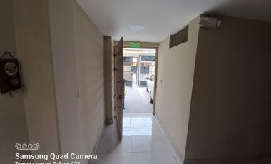 ALQUILER DE LINDO DEPARTAMENTO DE ESTRENO PLANTA BAJA EN AV. DOMINGO COMIN SUR DE GUAYAQUIL.