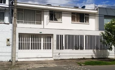 Venta Casa Los Andes 254M2 LOTE 10x20M