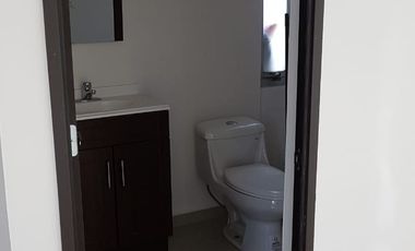 OFICINAS EN RENTA DE 45 A 58 M2. ENTRADA EXTERNA AL 