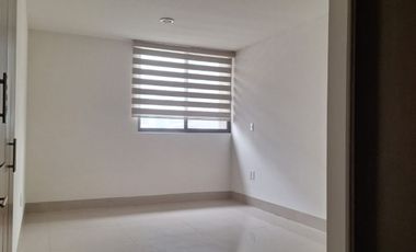 RENTA EN LOMAS DEL MOLINO II, BAÑO COMPLETO EN CADA RECAMARA, SALA DE TV, CUARTO DE SERVICIO Y MAS