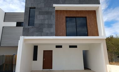Casa en venta en Fracc. Pacifico Hills en Mazatlán, Sinaloa