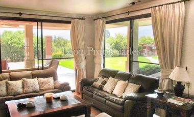 León Propiedades vende Parcela con casa en Camino El Toro, Curacaví