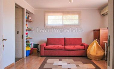 León Propiedades vende Parcela con casa en Camino El Toro, Curacaví