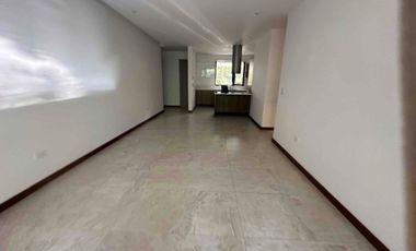 Venta departamento con jardín 2 dormitorios en tumbaco diseño Londono