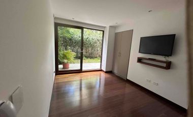 Venta departamento con jardín 2 dormitorios en tumbaco diseño Londono