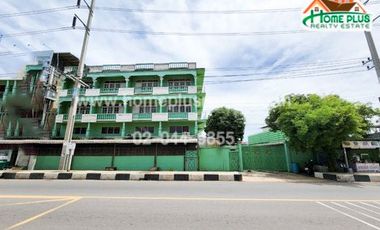 ที่ดินพร้อมอาคารพาณิชย์ 3 ชั้นครึ่ง อำเภอเมืองสมุทรสาคร (ติดถนนใหญ่)