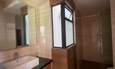 6 BEDROOM w/ 3 CAR GARAGE MODERN MINIMALIST TOWNHOUSE in SAN JUAN METRO MANILA (option to Fully Furnished)