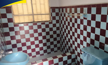 CASA EN BARRIO LAS AMERICAS EN ARRIENDO
