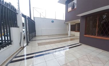 CASA EN VENTA CON AREA VERDE EN MACHANGARA