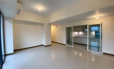 Smart home 2 bed with balcony in The Albany Rfo Bgc condo for sale in Mckinley West Fort Bonifacio Taguig City