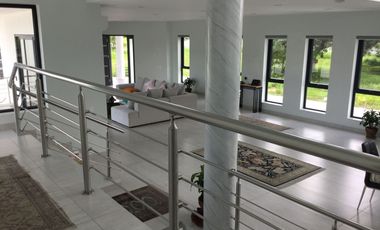 Classy and Modern House & Lot For Sale or For Rent